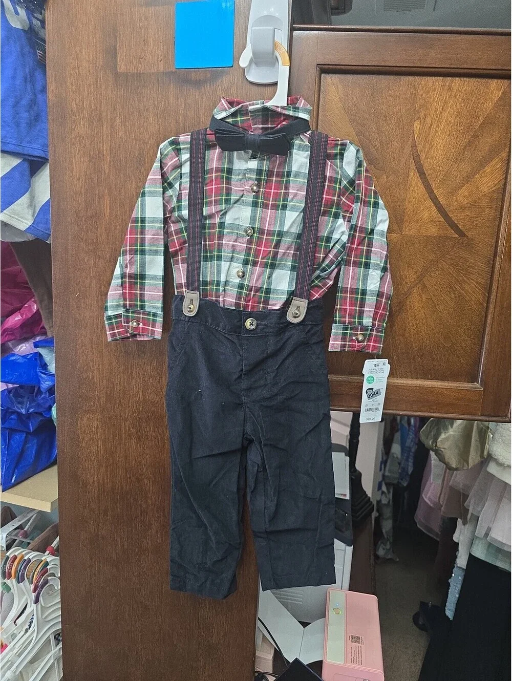 12m brand new suit from carter's item 44G5